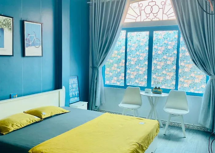 La Casa - 11b Anh Dao, Bai Chay Ha Long